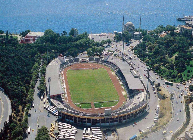 İnönü Stadı BJK