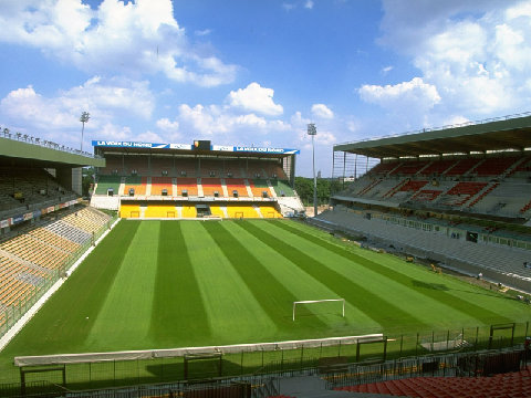 Stade Felix Resim